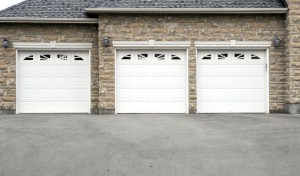 Garage Door Repair/Installation in Barrie, Ontario