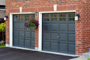 Garage Door Repair in Barrie, Ontario